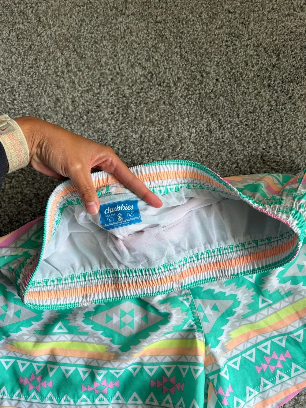 Chubbies Teal Aztec-Pattern Swim Trunks En Fuegos 4